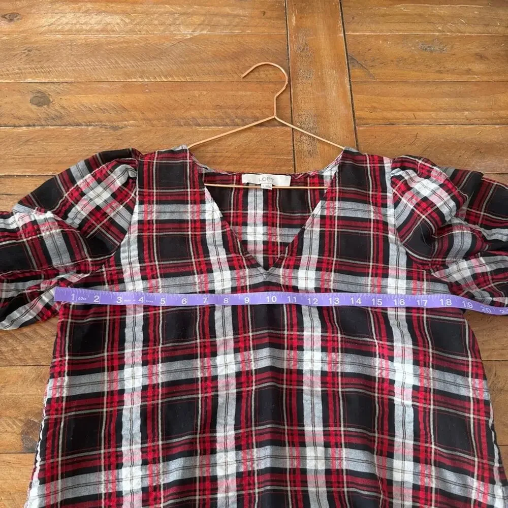 LOFT Black and Red Checkered plaid Puff Sleeve Blouse size small